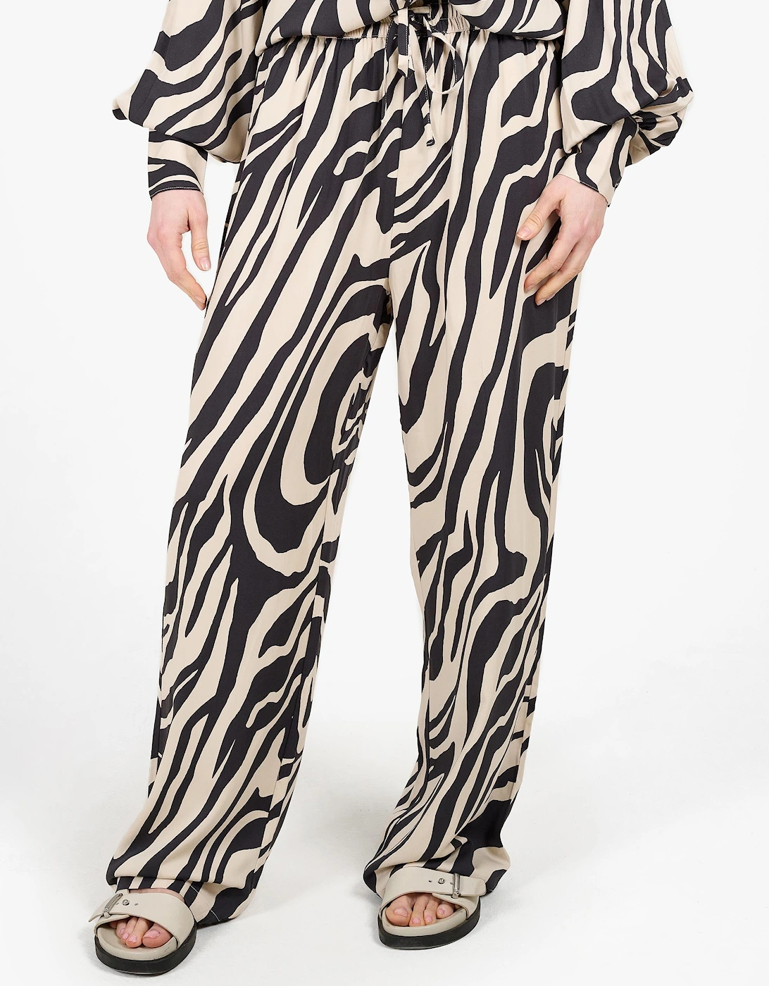 Adorn Trousers