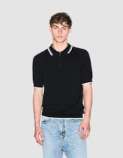 Black Uc001