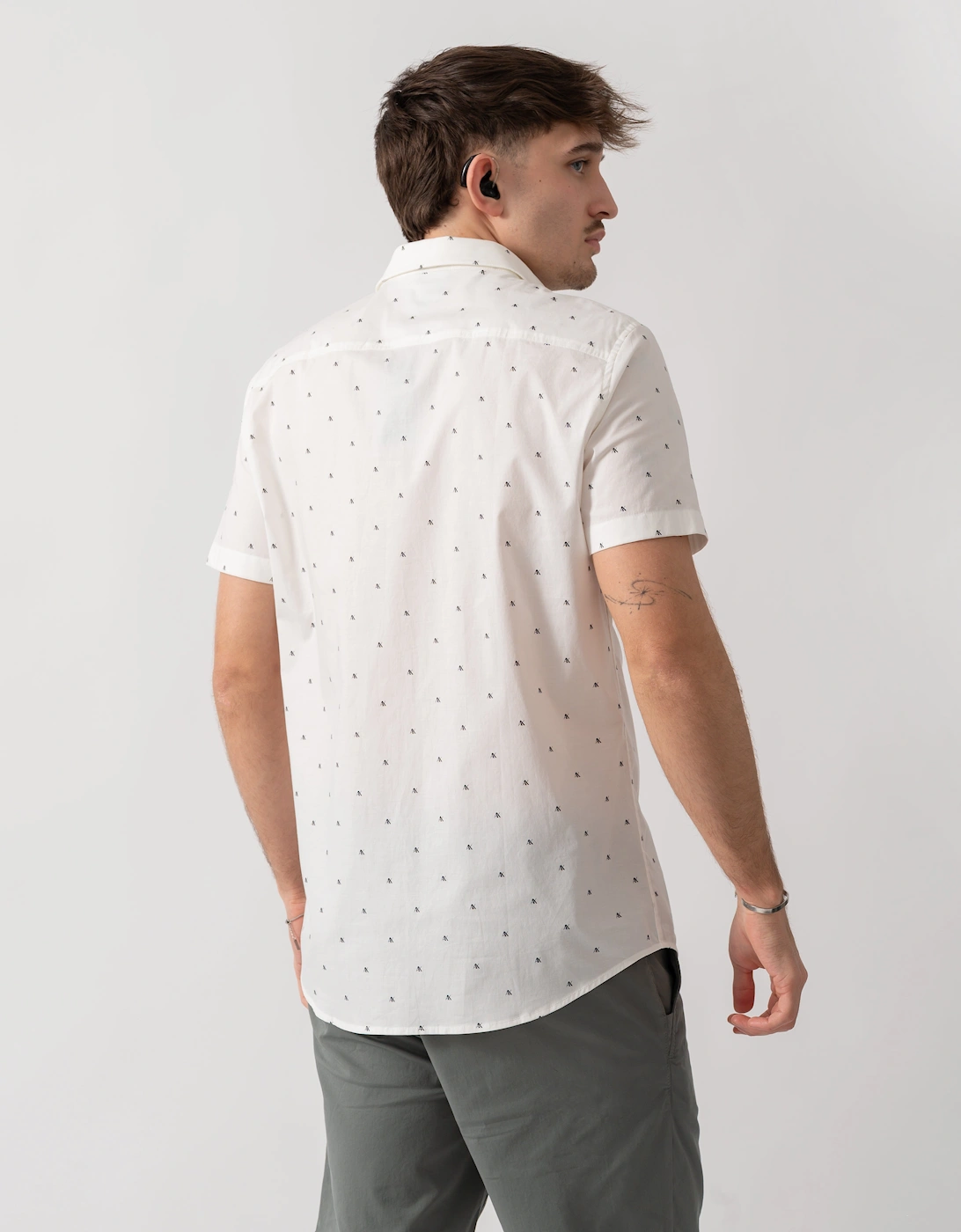 Armani Exchange Mens Short Sleeve Shirt with Geometric Pattern - Off White F0198