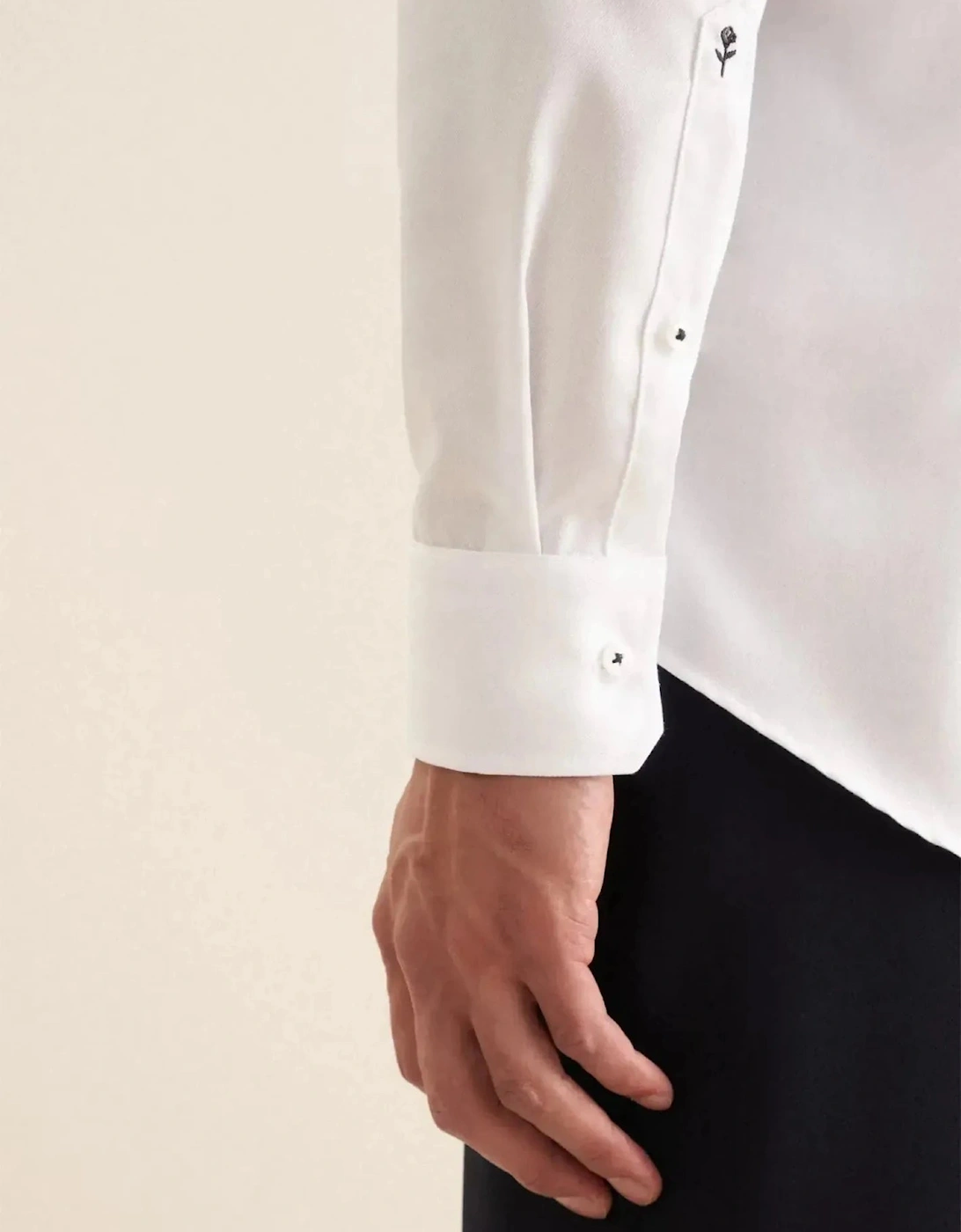 Slim Fit Easy Iron Business Kent Contrast Patch Business Shirt White