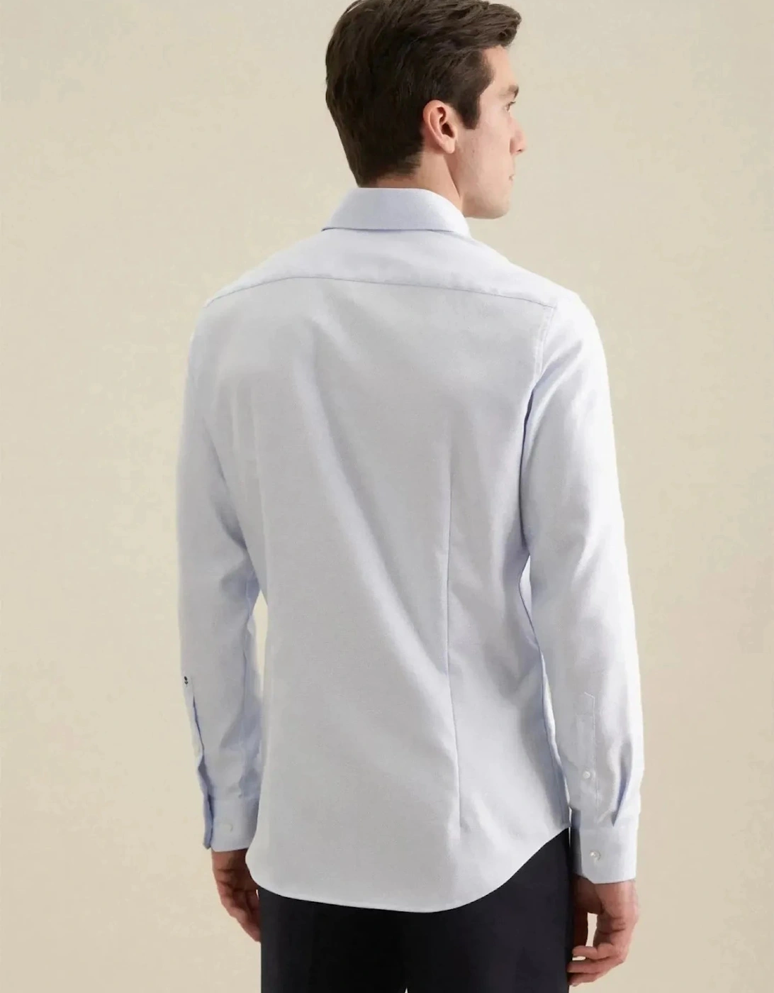 Shaped Fit No Iron Spread Kent Structured Business Shirt Light Blue