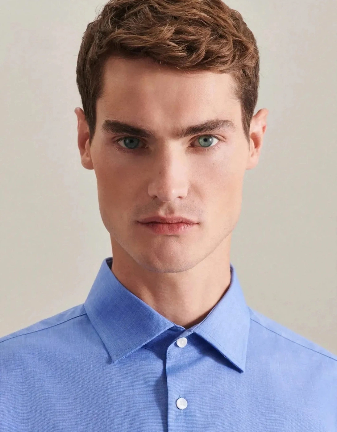 Shaped Fit No Iron Kent Collar Business Shirt Mid Blue