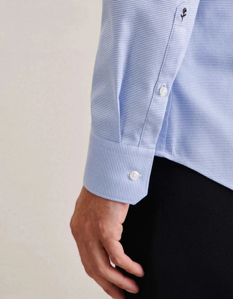 Shaped Fit No Iron New Kent Structured Business Shirt Light Blue