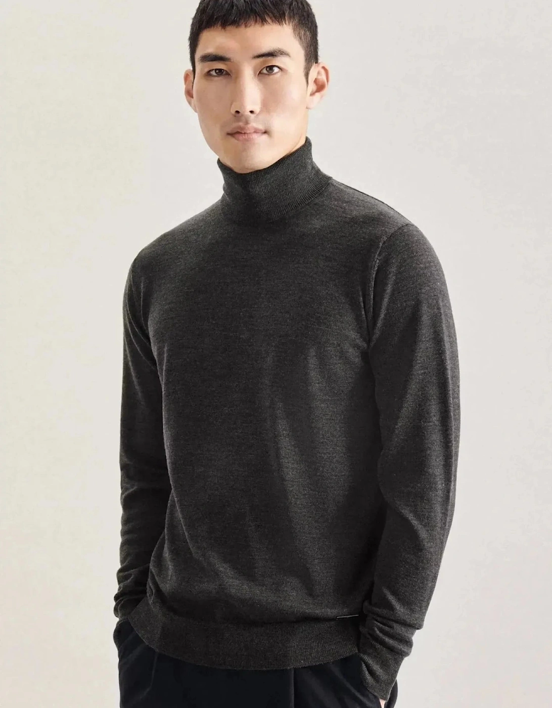 Merino Wool Roll Neck Knit Grey