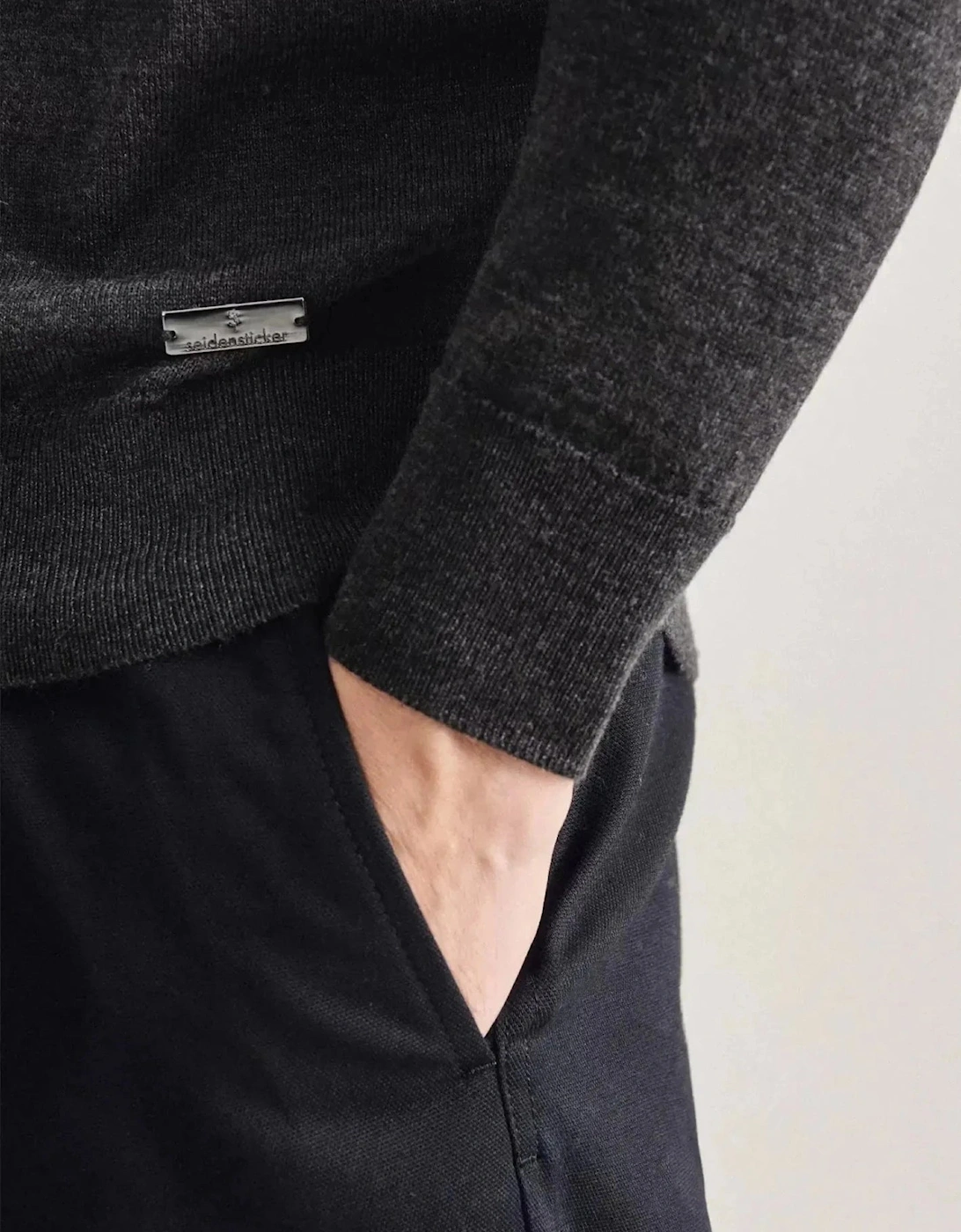 Merino Wool Roll Neck Knit Grey