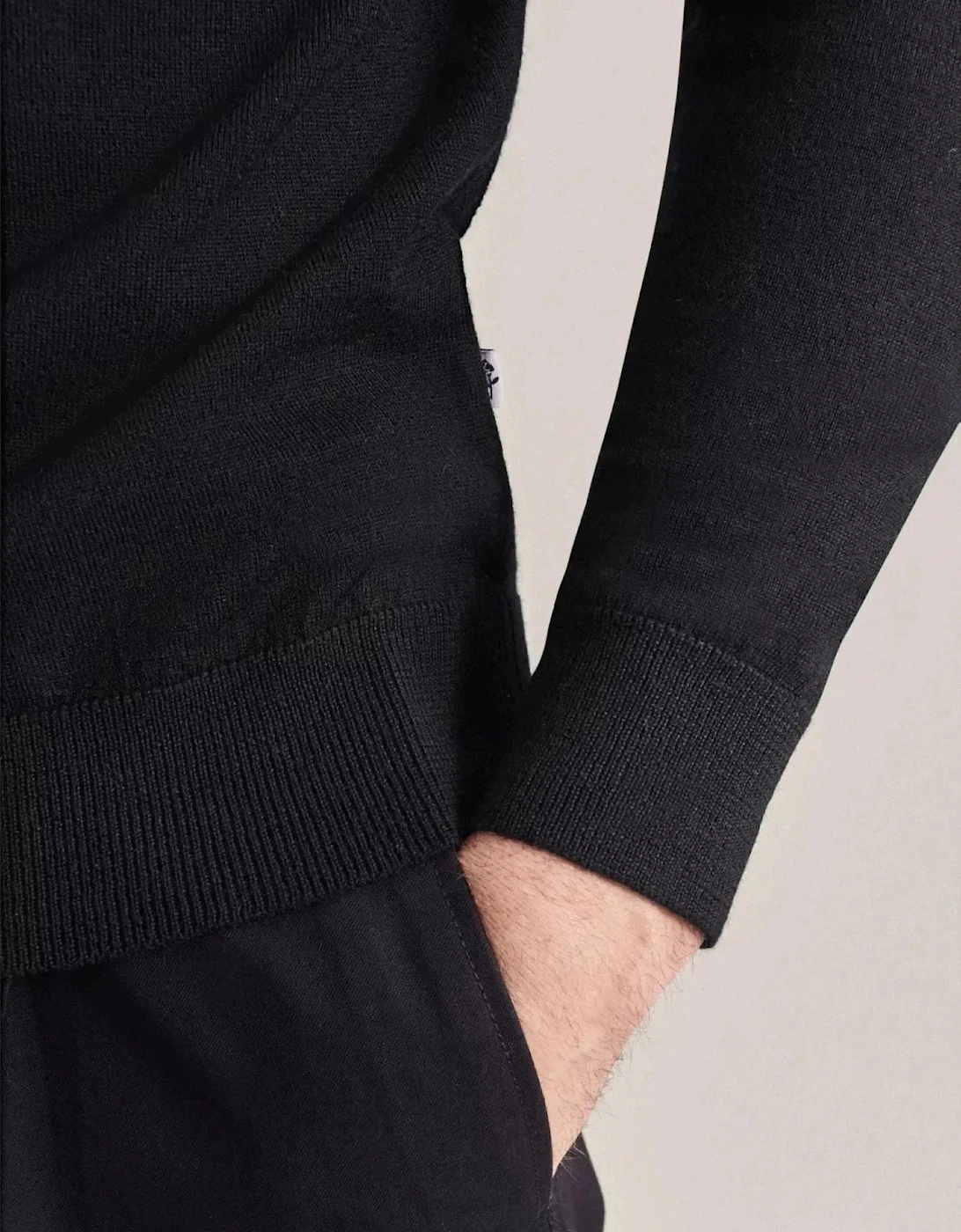 Merino Wool Roll Neck Knit Black