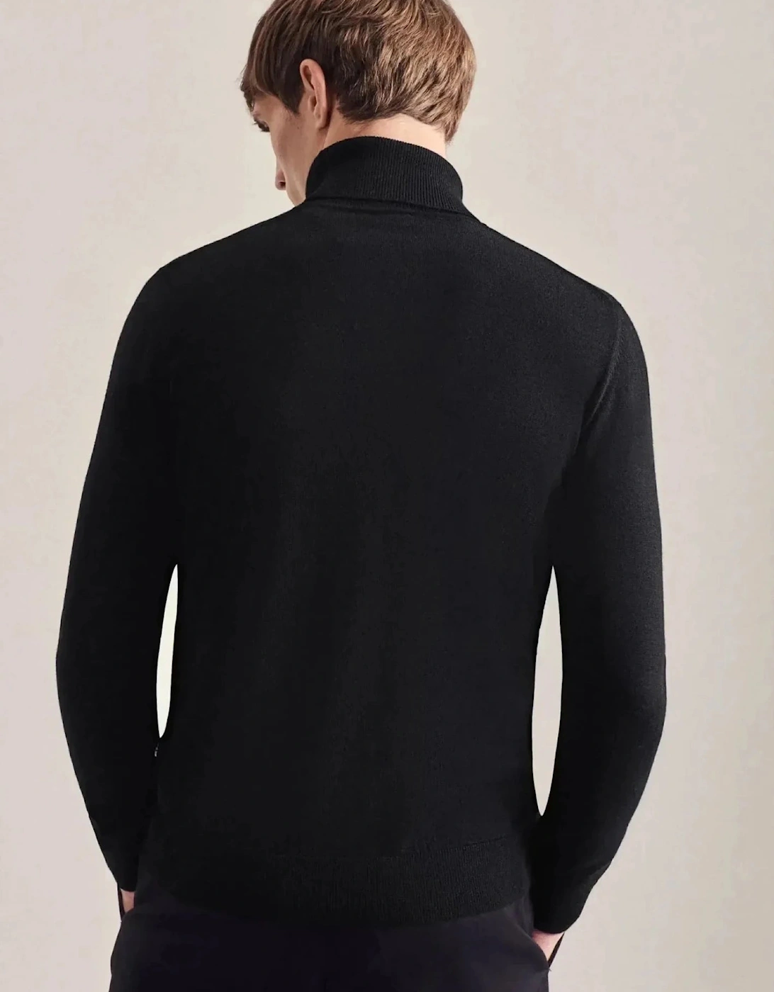 Merino Wool Roll Neck Knit Black
