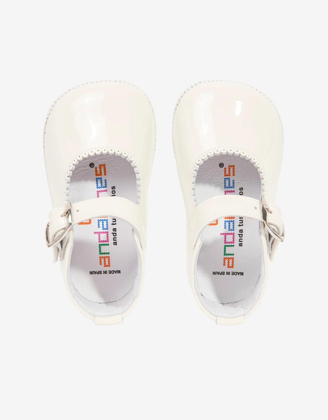 Andanines Baby Girls Patent Scallop Edge Pumps in Ivory