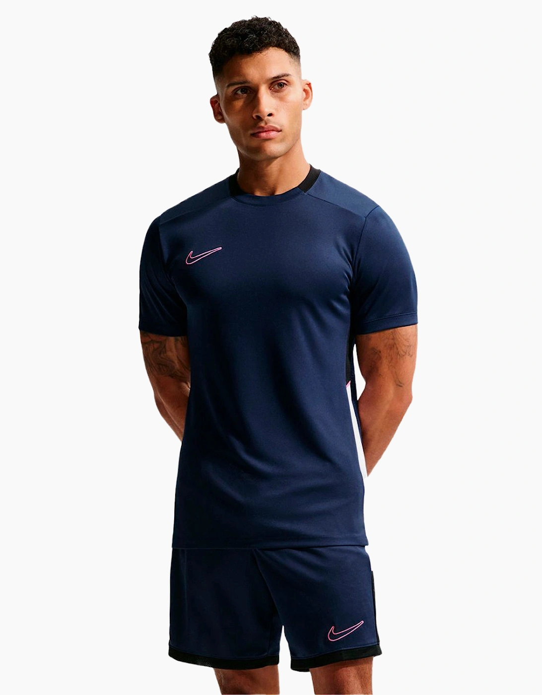 Nike Men's Blue/Multi Academy Training T-Shirt  40 L