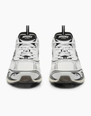 Thumbnail 3 of 4