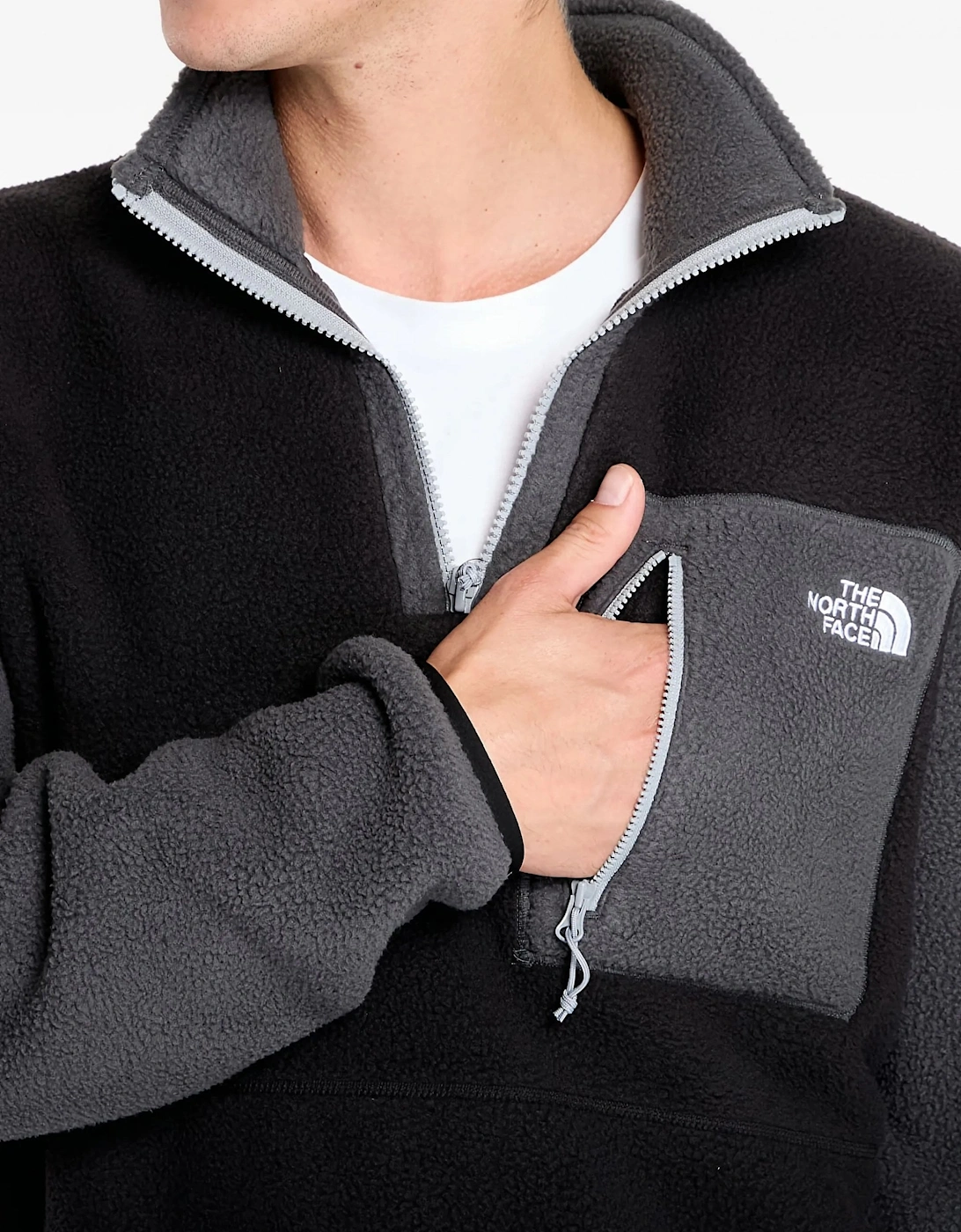 M Yumiori 1/4 Zip Fleece Black