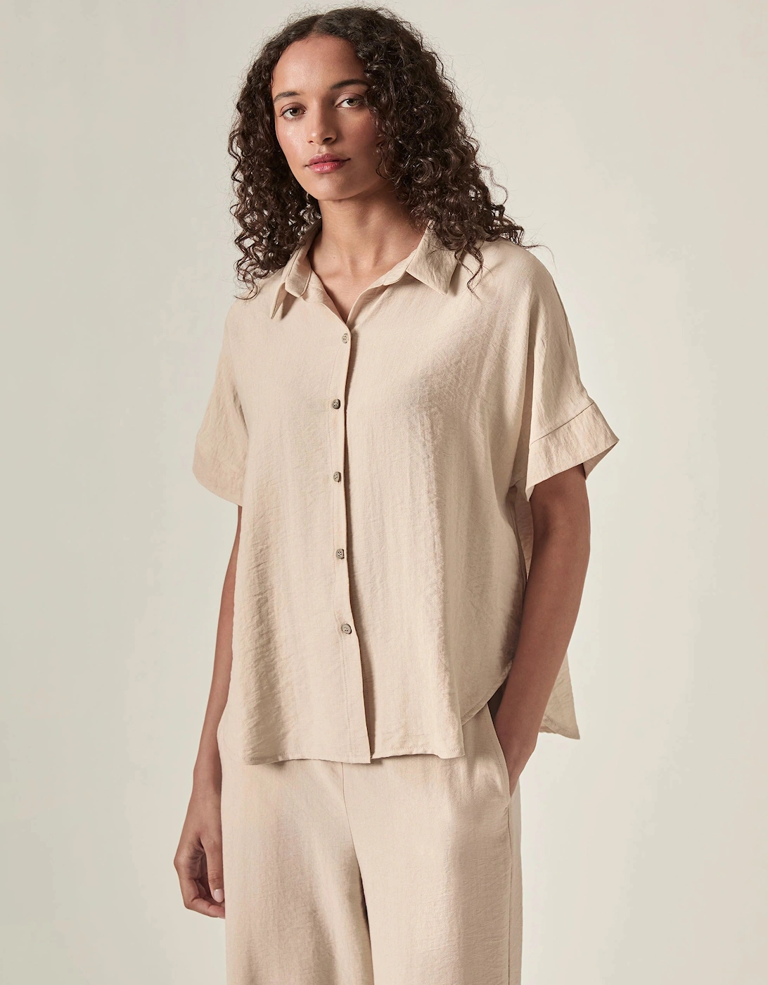 Relaxed Short Sleeve Blouse – Oatmeal