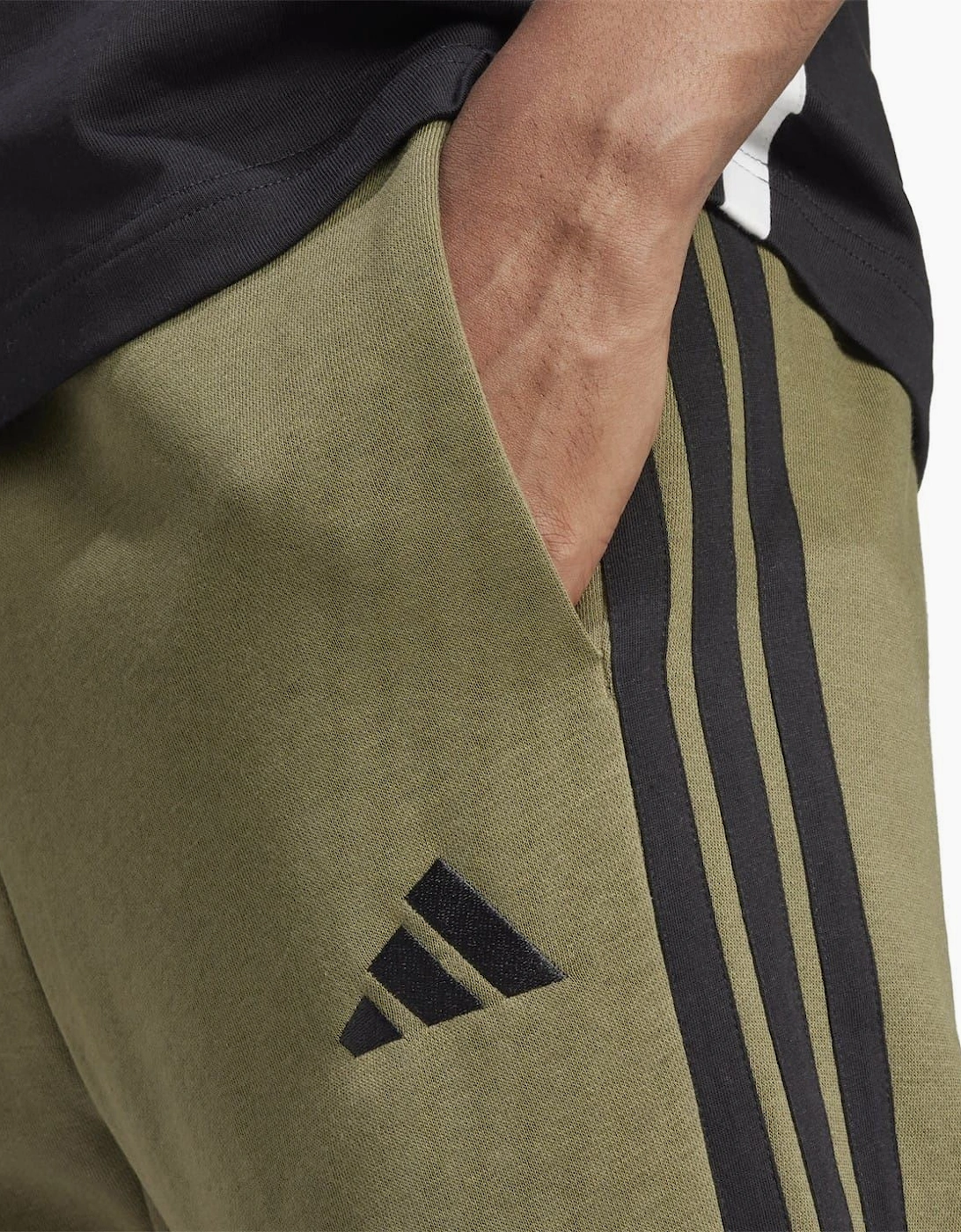 Fleece Tapered Cuff 3 Stripes Joggers