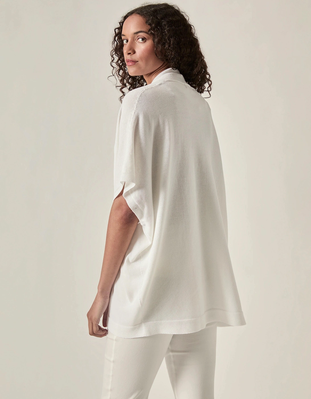 Relaxed Clasp Front Cover-Up - White