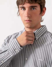 Thumbnail 3 of 5