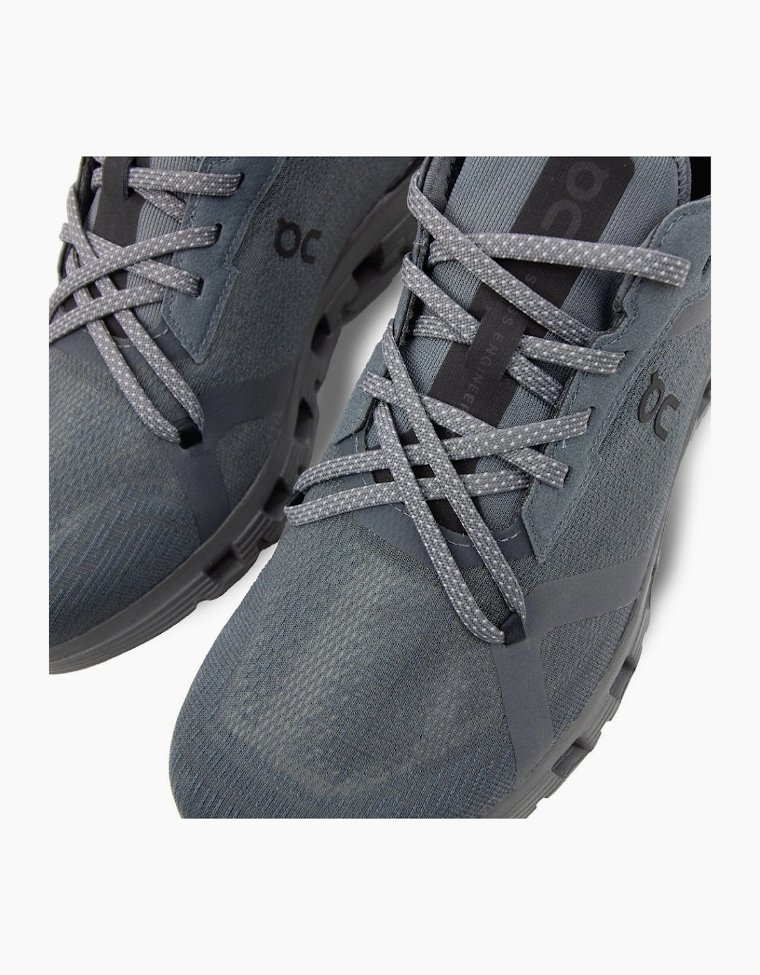 On Running Cloud X 4 Ad Stone/black