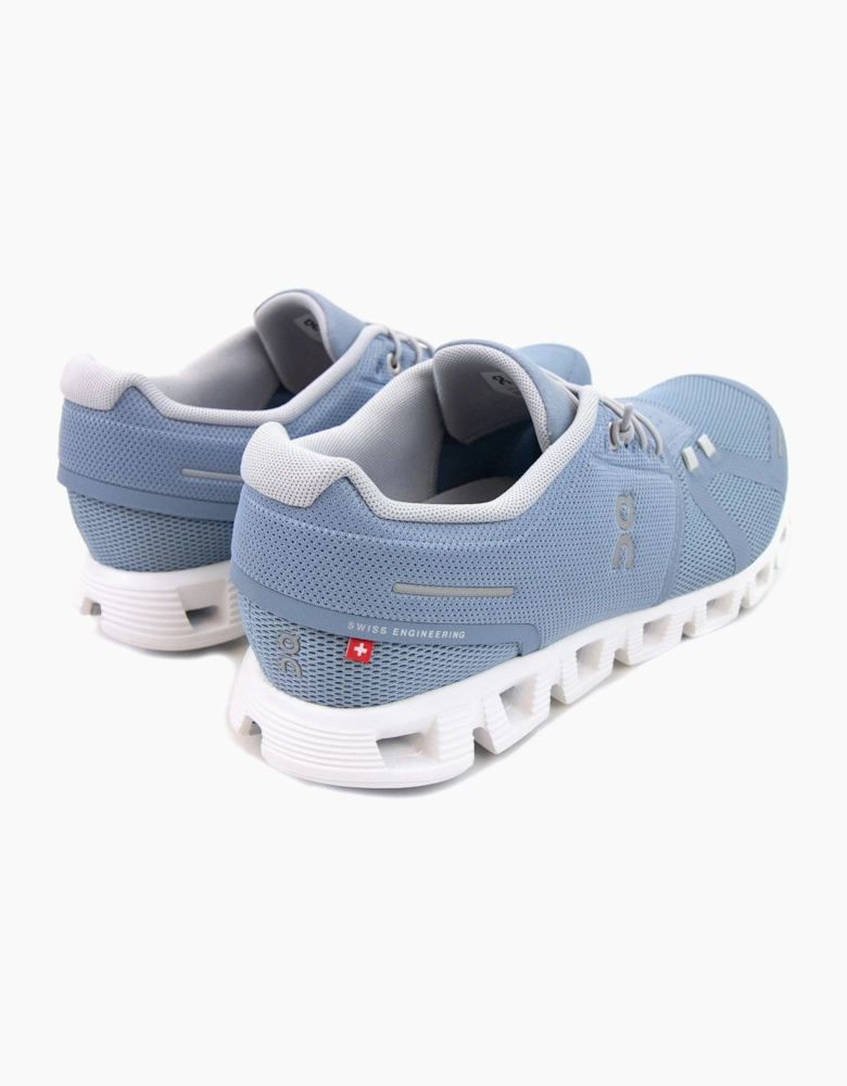On Running Cloud 5 Running Trainer Chambray/white