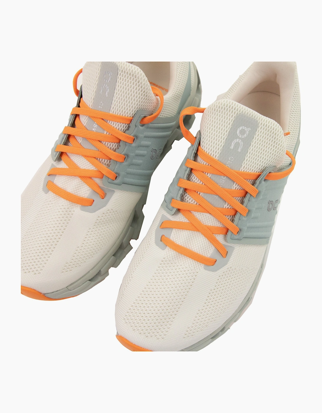 On Running Cloud Swift 3 Running Trainer Ivory/mineral