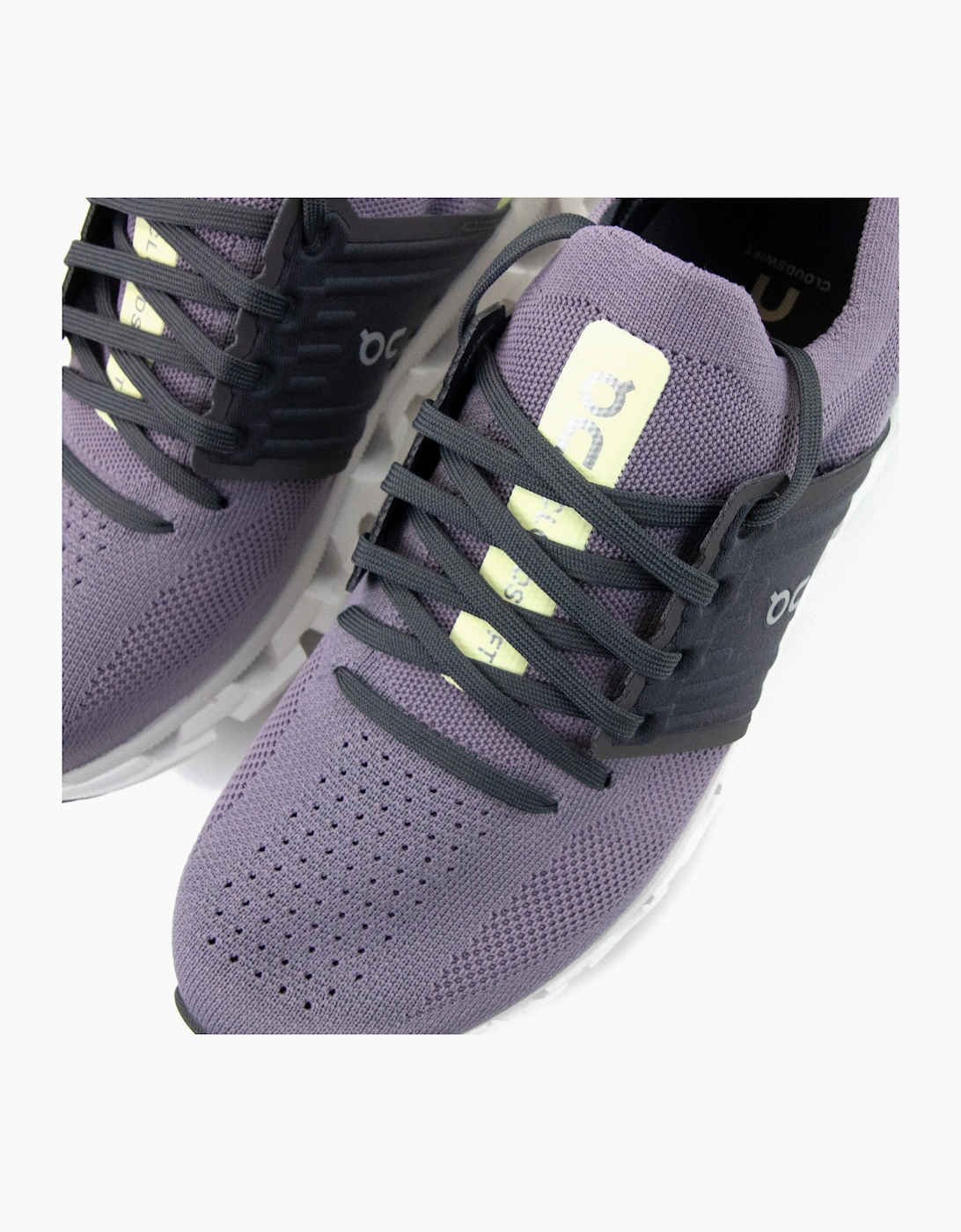 On Running Cloud Swift 3 Running Trainer Shark/hay