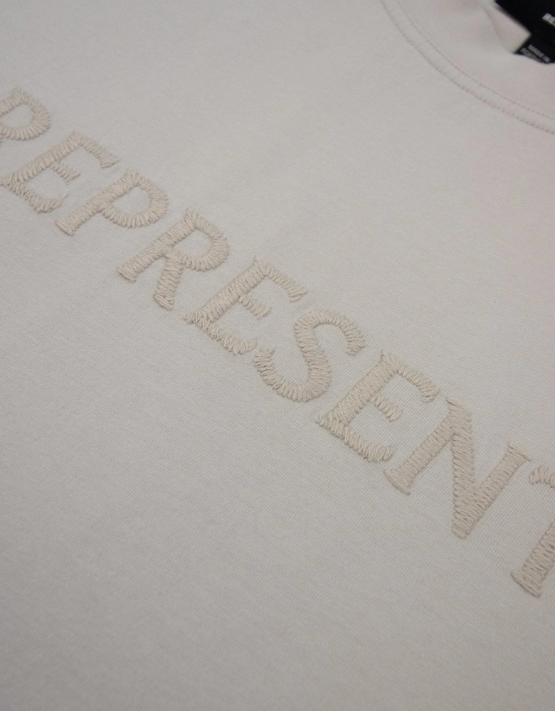 Represent Embroidered Serif Logo T Shirt Concrete 25