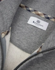 Thumbnail 2 of 6