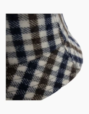Thumbnail 2 of 4