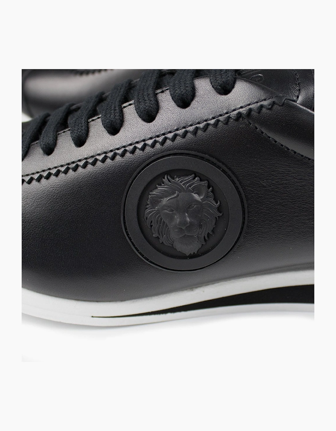 Versace Versus Low Top Lion Sneaker Black