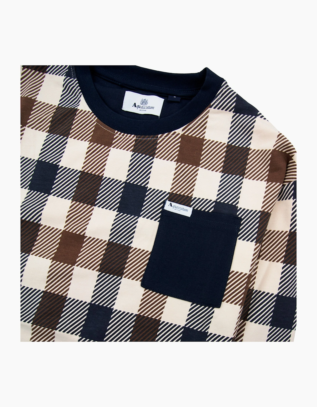 Aquascutum Macro Iconic Pocket Crewneck Navy 11