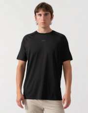 Black 001