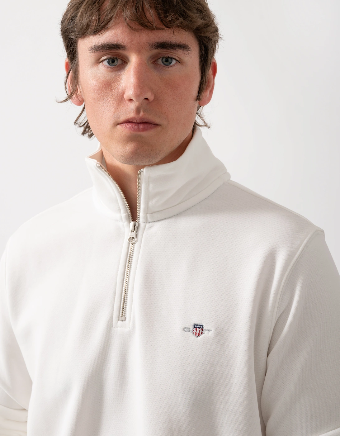 GANT Mens Regular Fit Shield Logo Half Zip Sweatshirt - 113 Eggshell