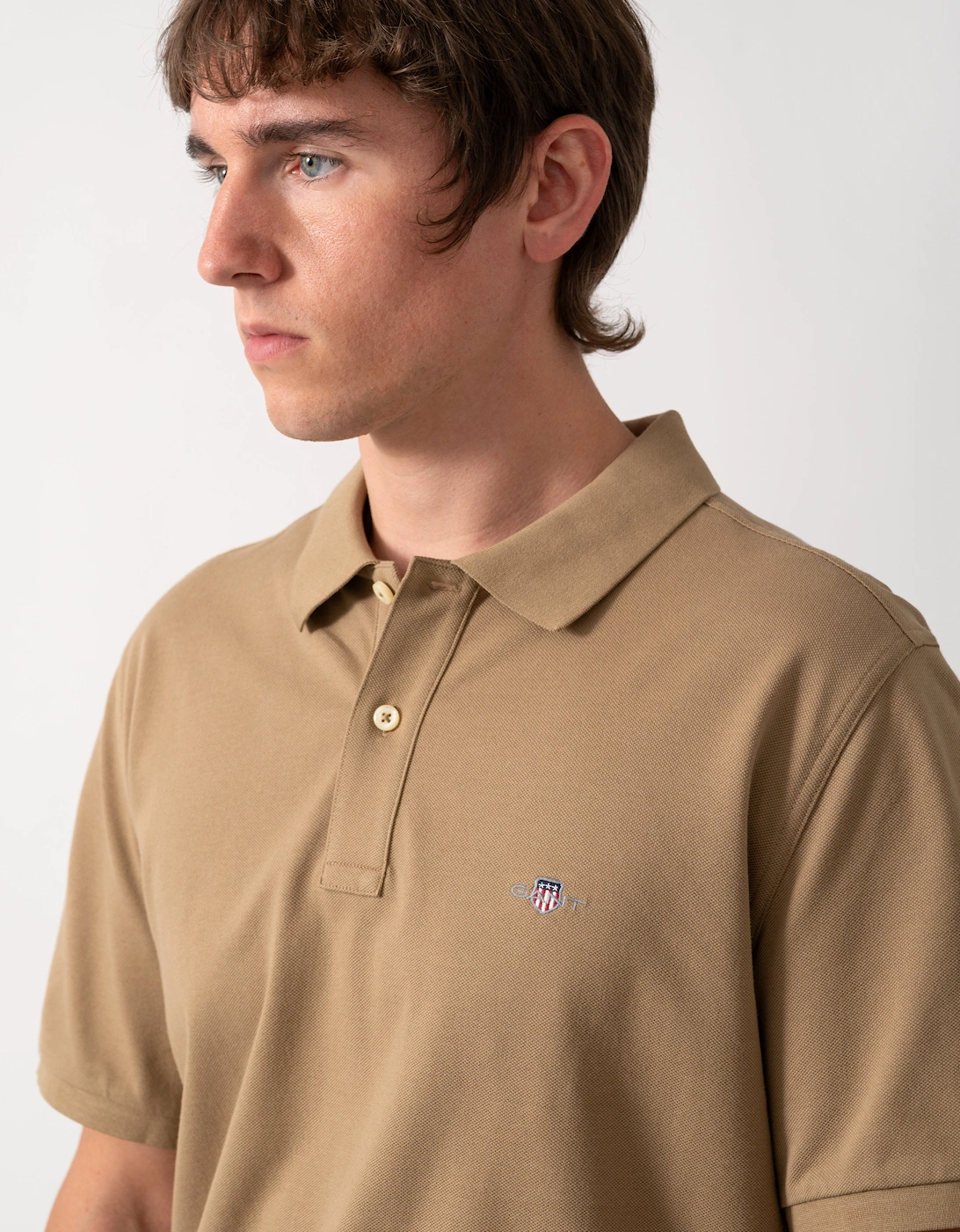 GANT Mens Regular Fit Short Sleeve Shield Logo Pique Polo - 264 Light Taupe