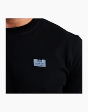 Thumbnail 3 of 4