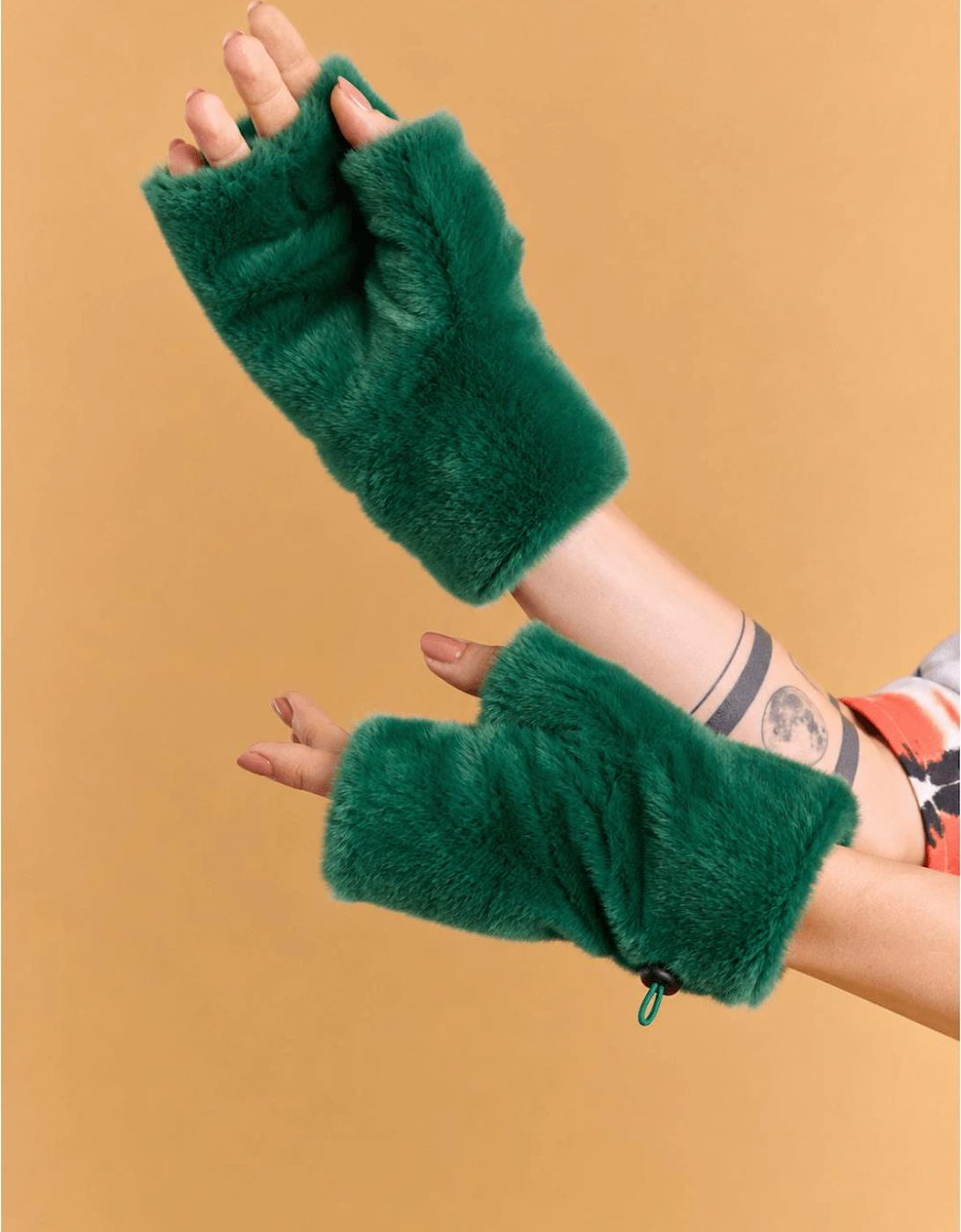 Green Faux Fur Adjustable Fingerless Gloves