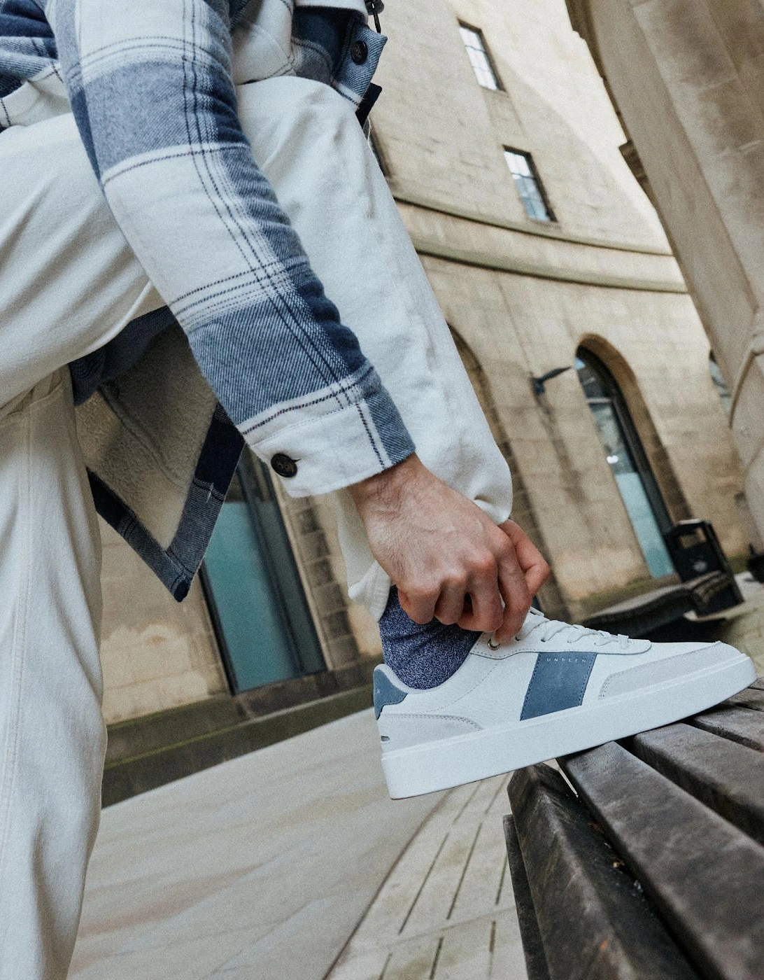 Halkett Grey/Petrol/White