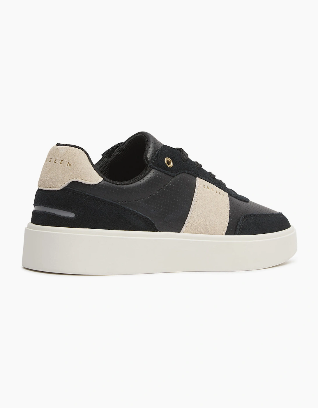 Halkett Black/Off White