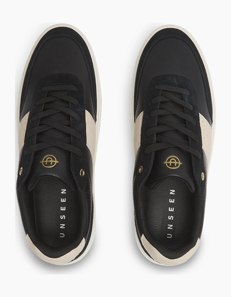 Halkett Black/Off White
