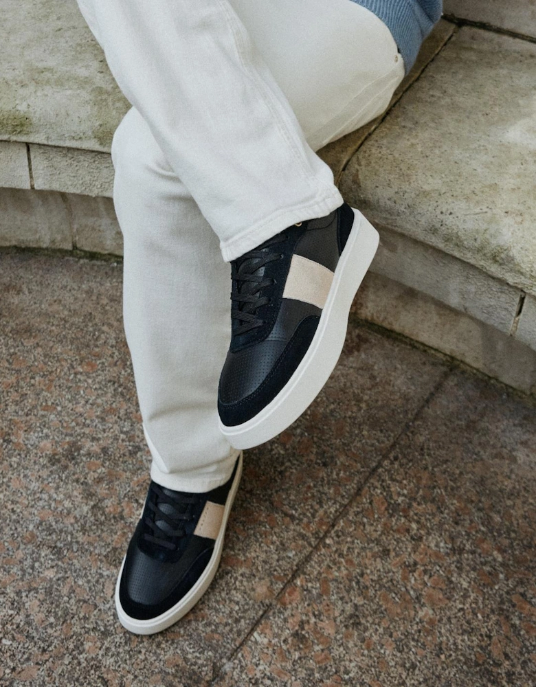 Halkett Black/Off White