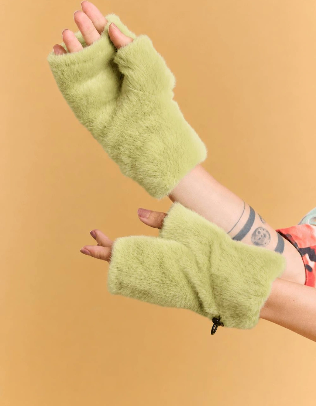 Pear Faux Fur Adjustable Fingerless Gloves