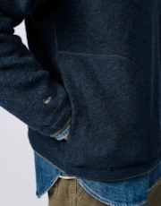 Thumbnail 5 of 6
