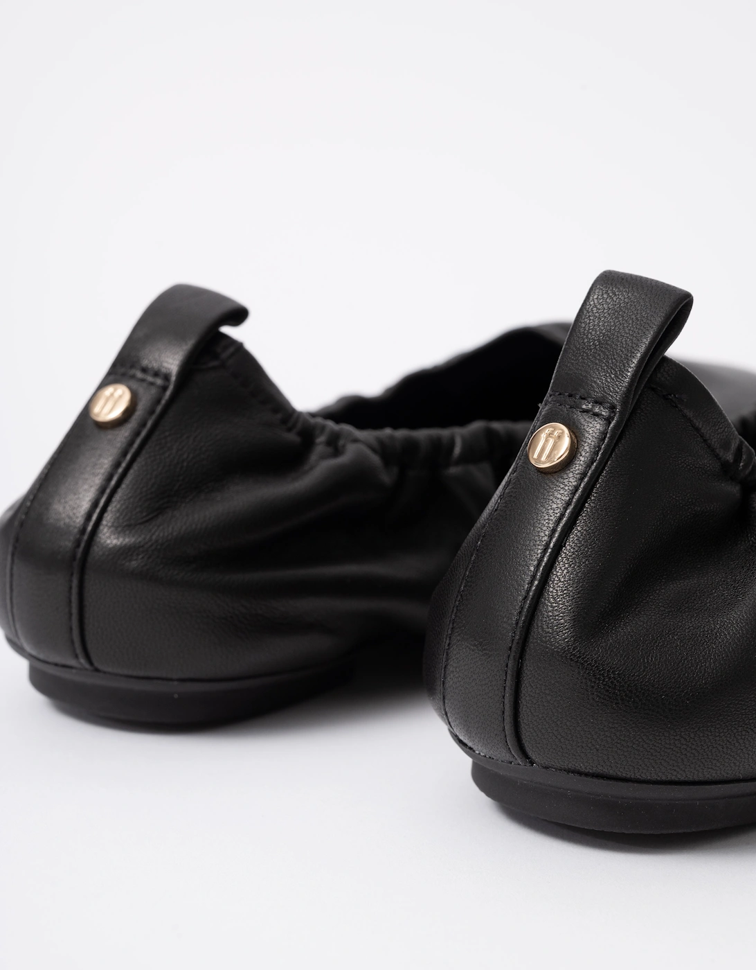 FitFlop Delicato Poise Womens Leather Ballerina Shoes - All Black 090