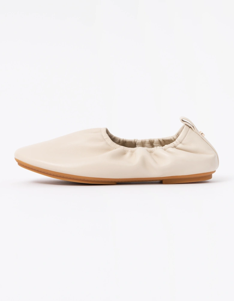 FitFlop Delicato Poise Womens Leather Ballerina Shoes - Hazy Taupe E40