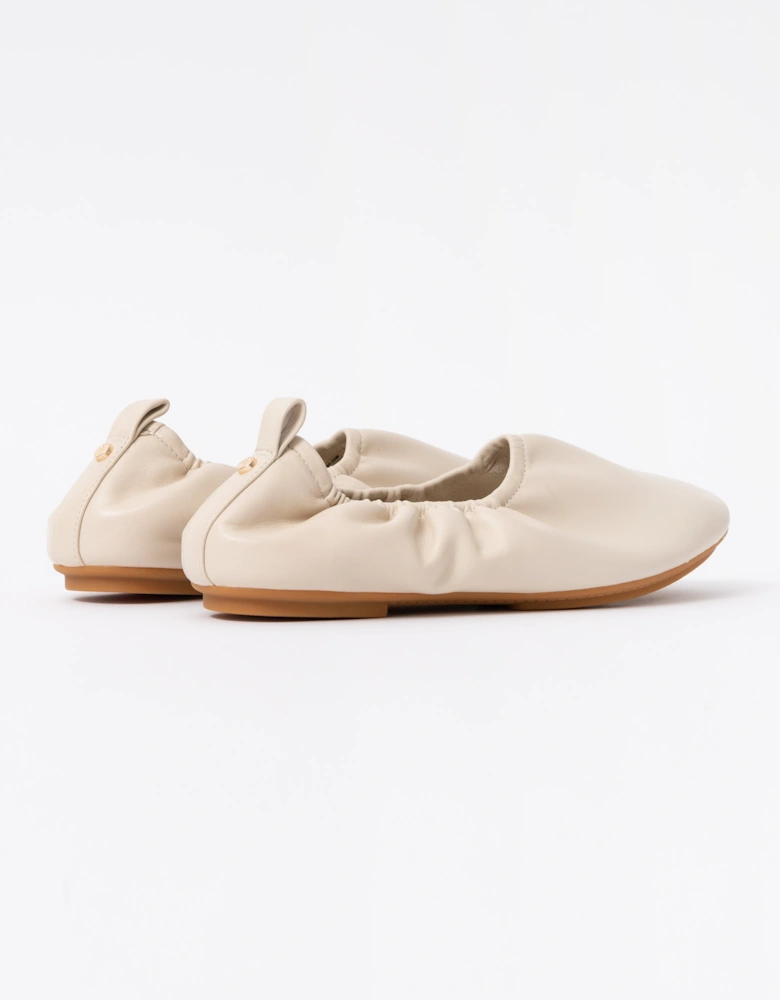 FitFlop Delicato Poise Womens Leather Ballerina Shoes - Hazy Taupe E40