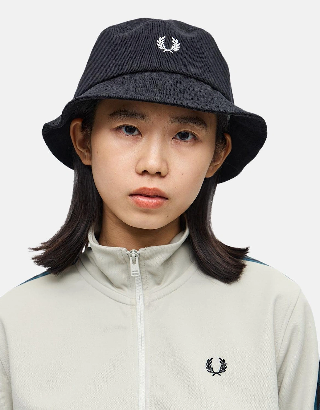 FRED PERRY CLASSIC PIQUE BUCKET HAT BLACK