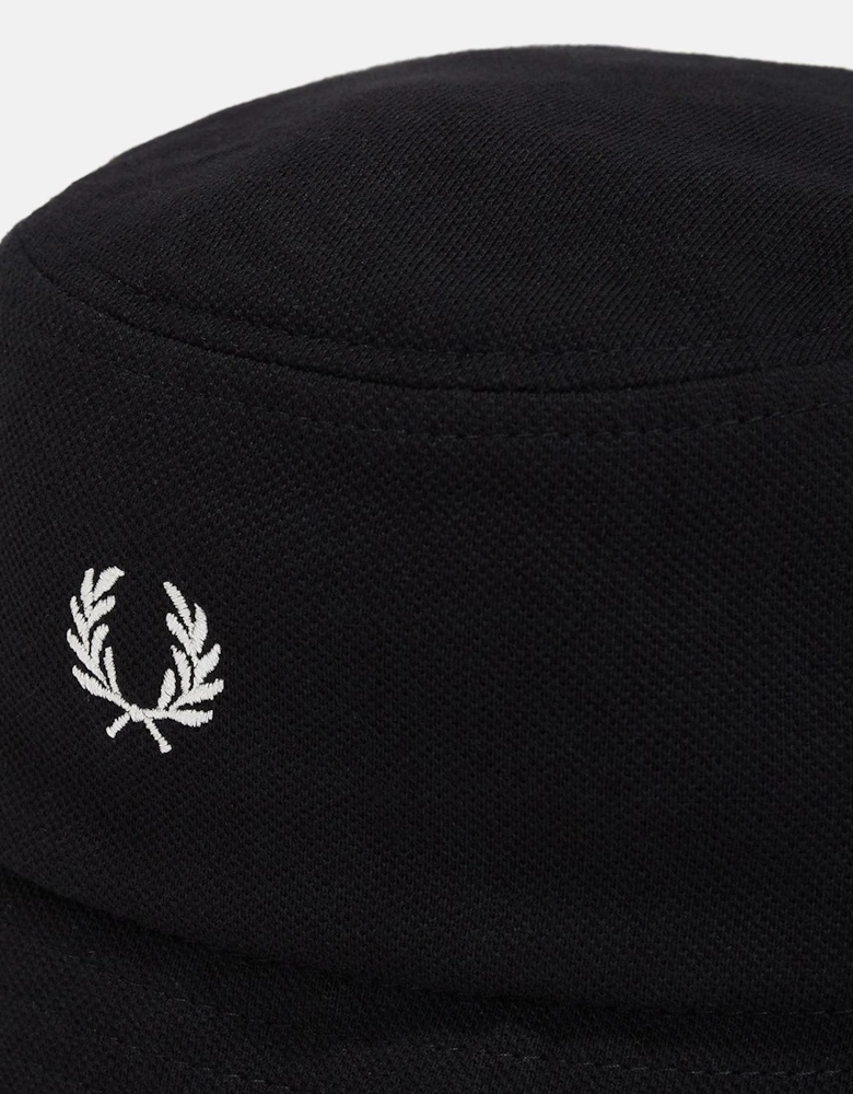 FRED PERRY CLASSIC PIQUE BUCKET HAT BLACK