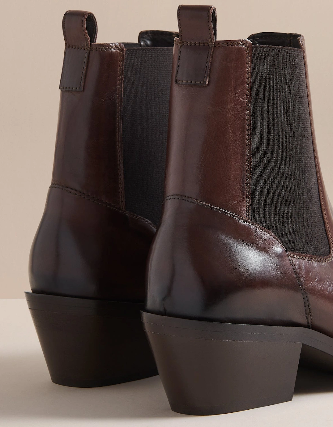 BOA WOMENS BROWN VEG TAN CHELSEA BOOT