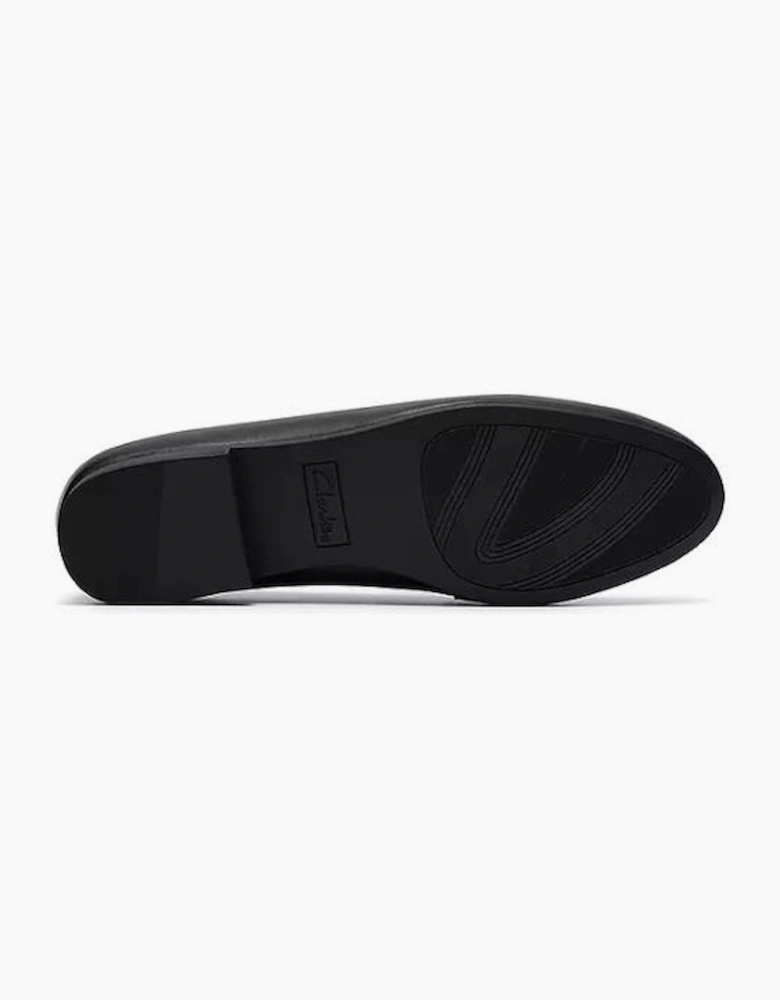 Clarks Tamna Iris in Black leather