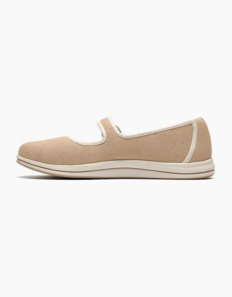 Clarks Cloudsteppers Brinkley Janey in Sand