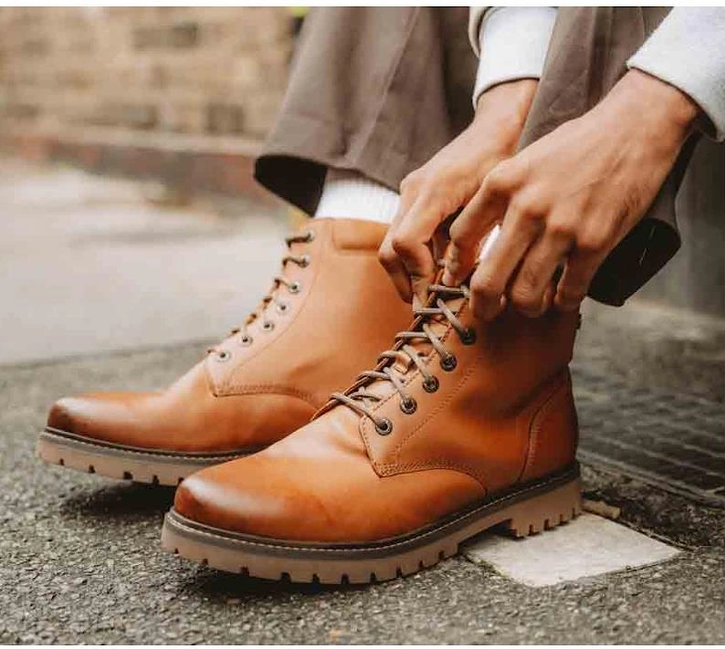 Base London Nickel Mens Combat boots in tan