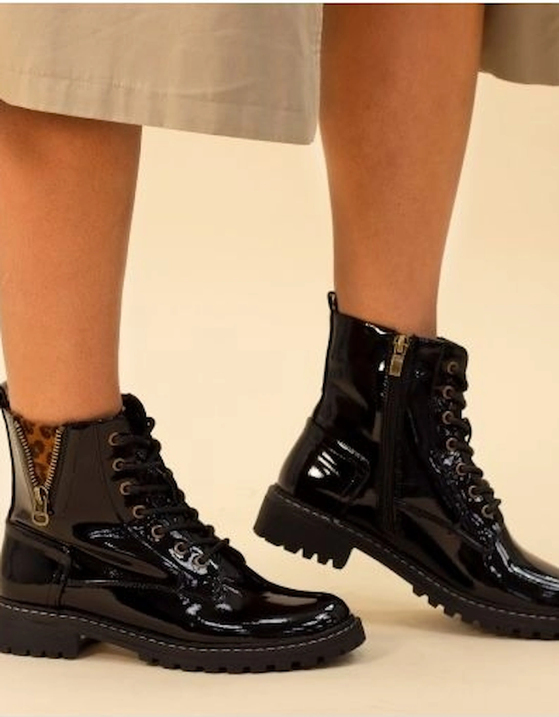 Lunar GLW006 Nevada Boot in black patent