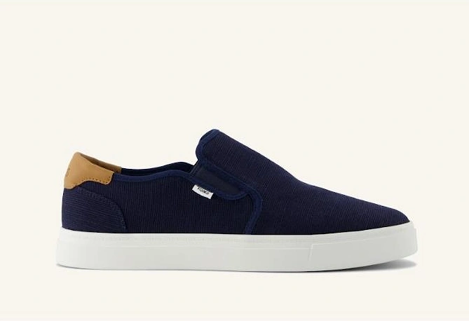 TOMS Baja 2.0 in Navy canvas